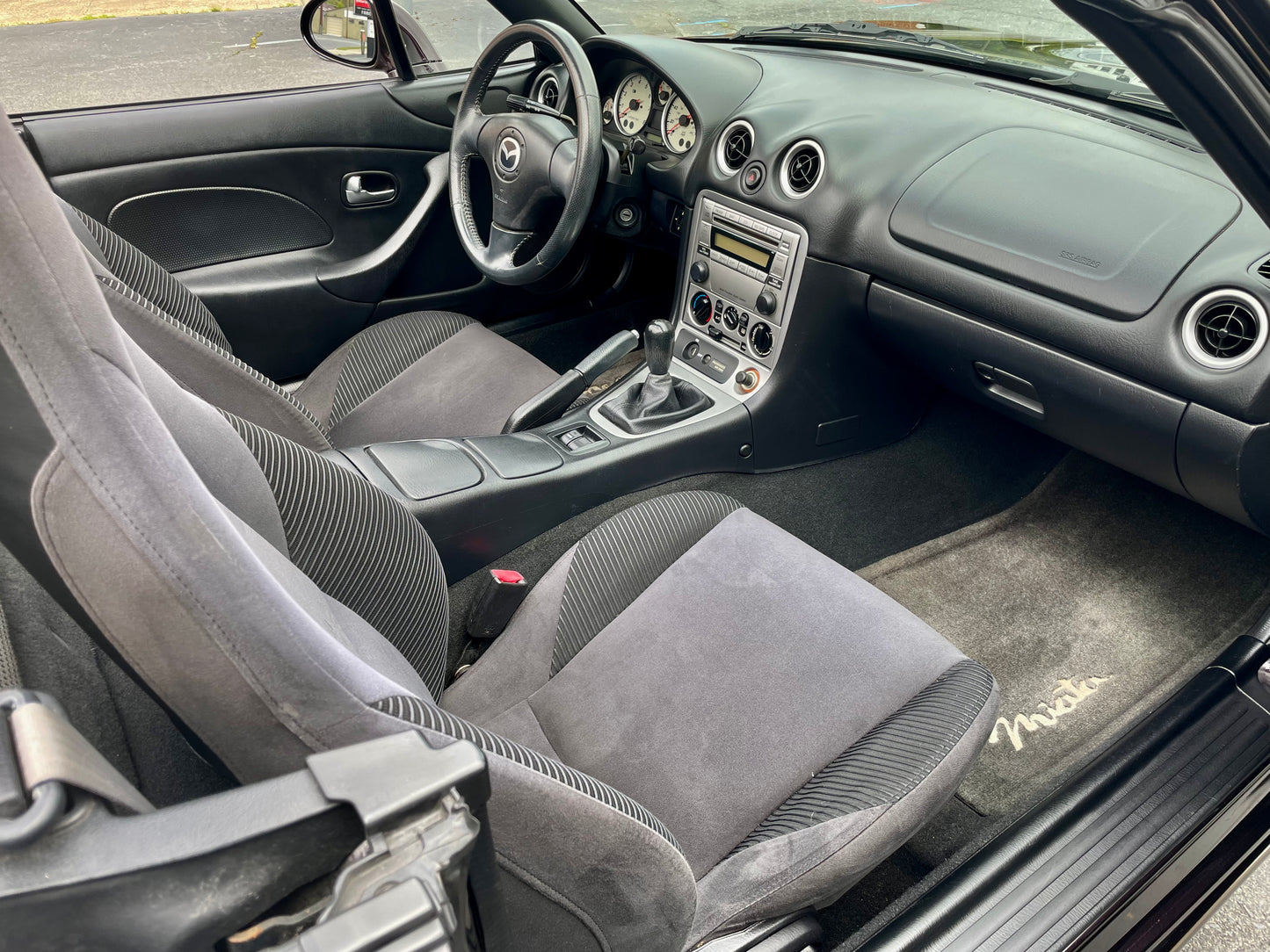 2004 Mazda Miata MX-5