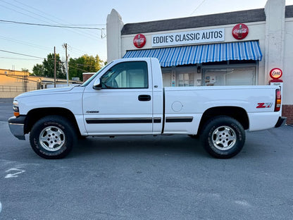1999 Chevrolet Silverado 1500 Regular Cab Z71 Pickup 2D 6 1/2 ft
